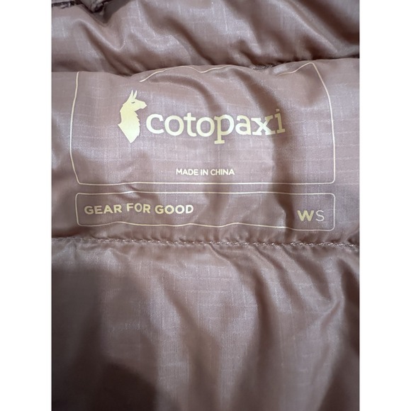 Cotopaxi Fuego Down Vest Women's Red Cream Green Pink Puffer Insulated Size WS - Picture 5 of 9